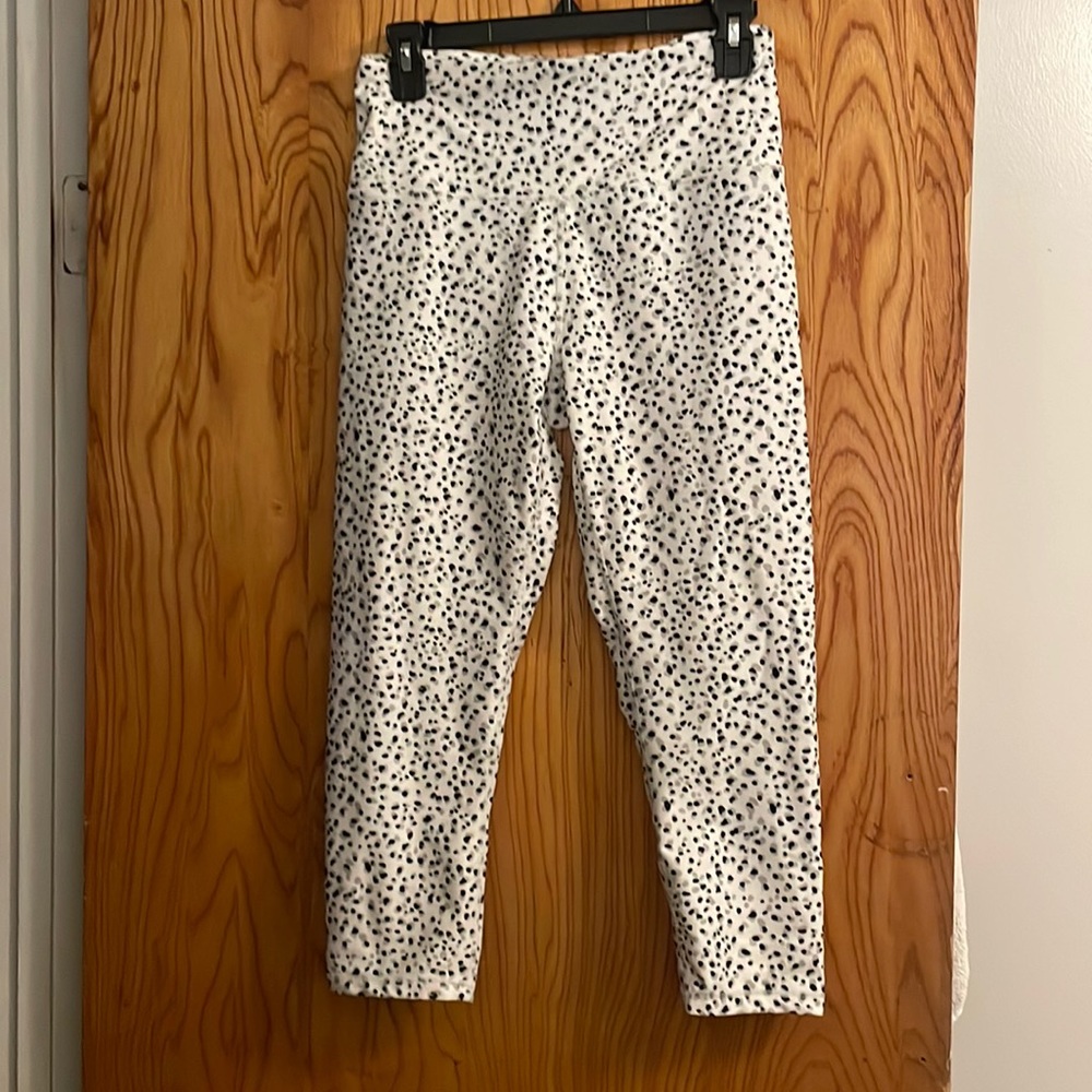 Balance Collection Printed Capri Leggings